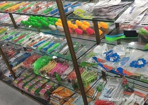 越南游客 中國(guó)旅游業(yè)不可怕,可怕的是你沒(méi)見過(guò)中國(guó)的 2元店